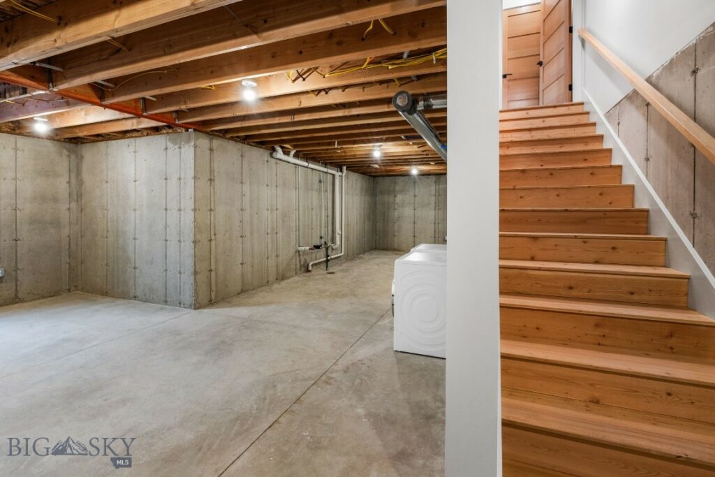 2402 Blue Silos Way, Bozeman MT 59715