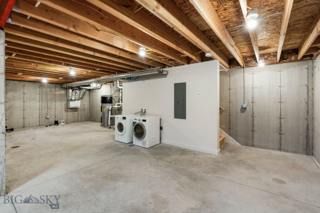 2402 Blue Silos Way, Bozeman MT 59715