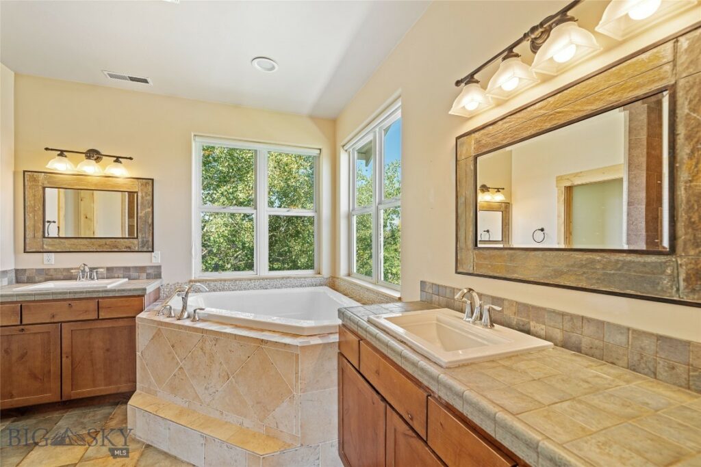 2407 Ferguson, Bozeman MT 59718