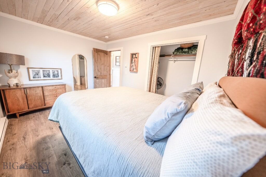 24151 Frontage Road, Bozeman MT 59718