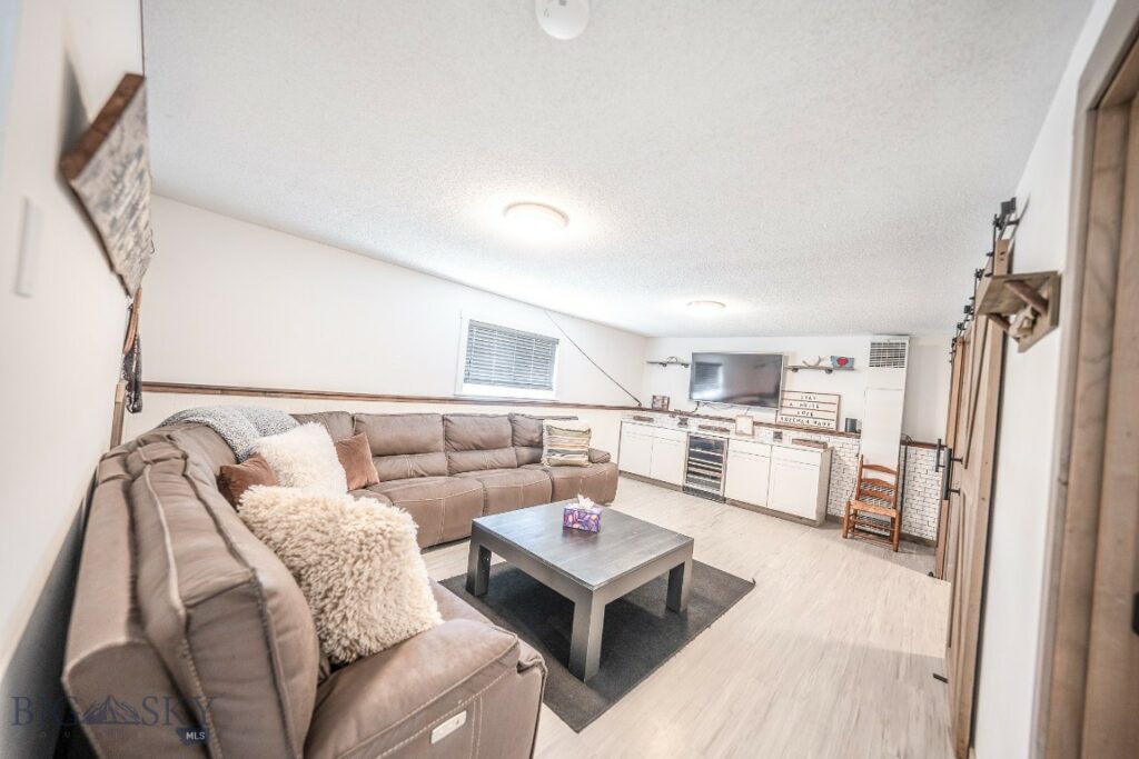 24151 Frontage Road, Bozeman MT 59718