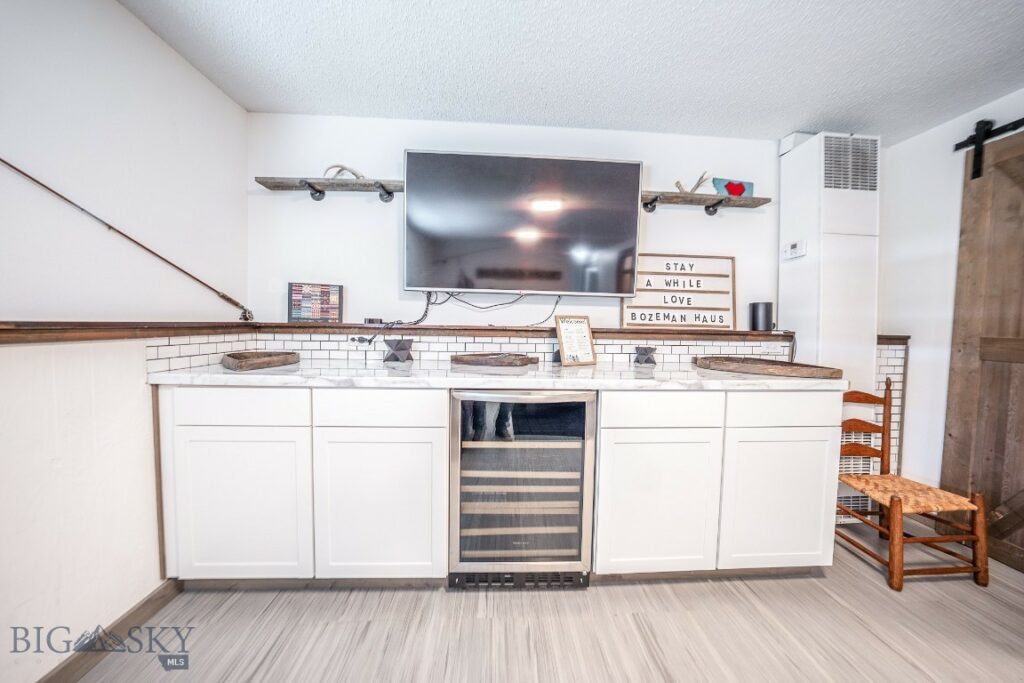 24151 Frontage Road, Bozeman MT 59718