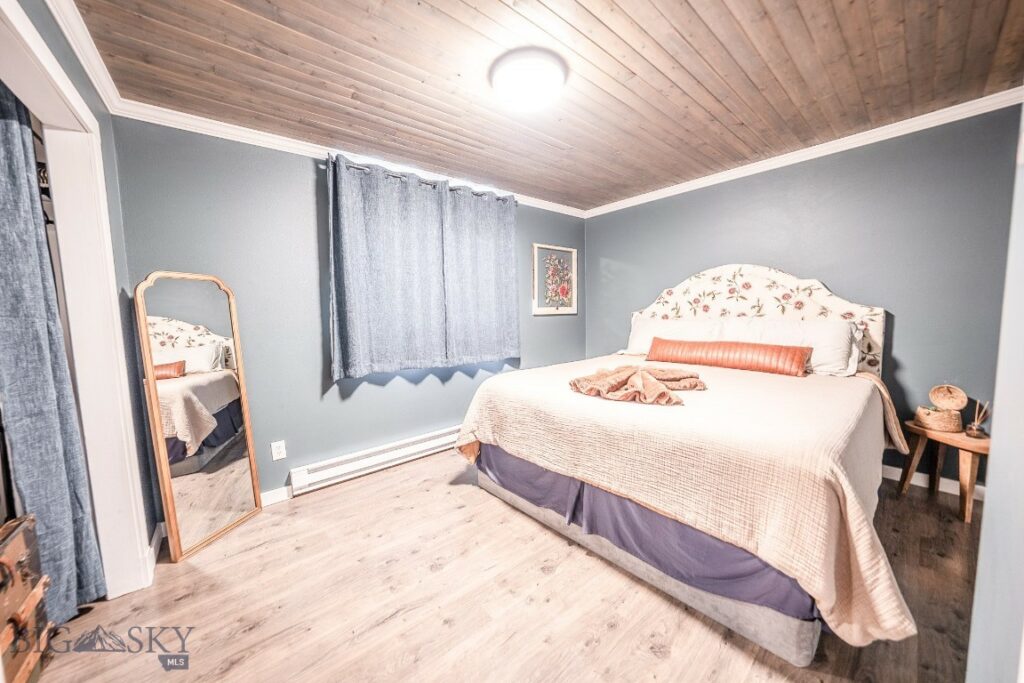24151 Frontage Road, Bozeman MT 59718