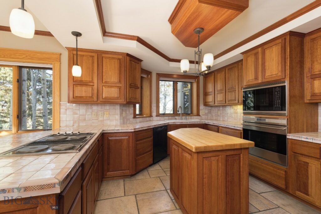 2421 Highland Boulevard, Bozeman MT 59715