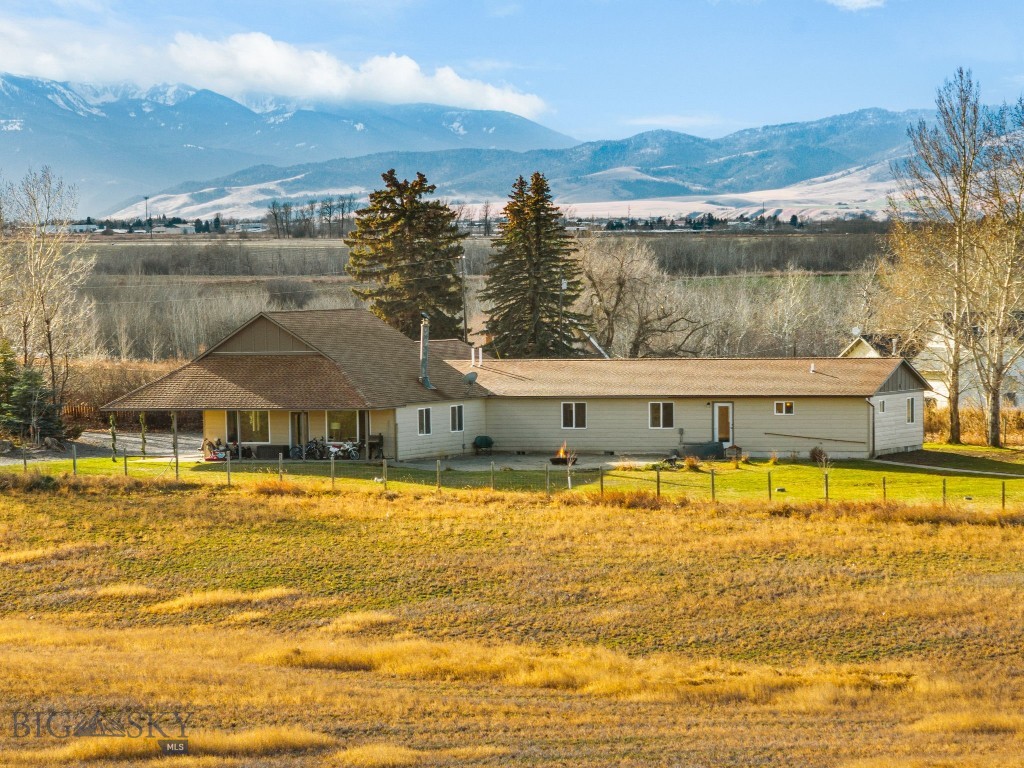 2426 Harper Puckett, Bozeman MT 59718