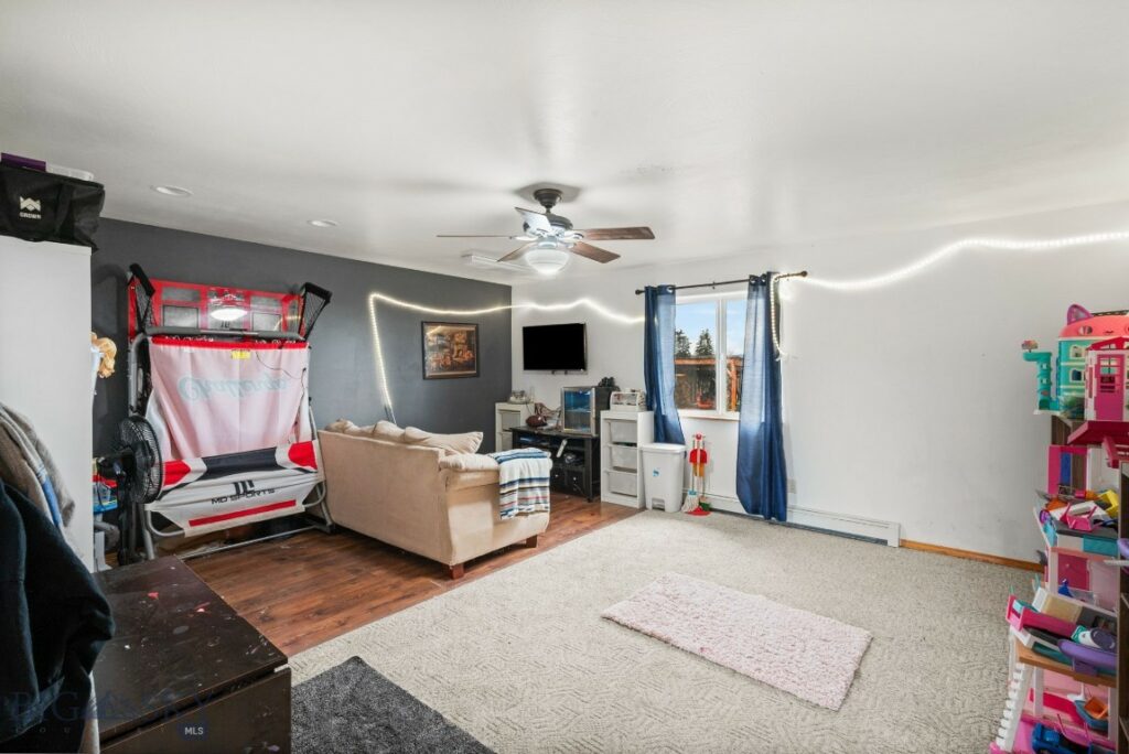 2426 Harper Puckett, Bozeman MT 59718