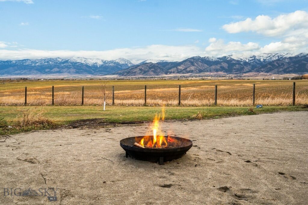 2426 Harper Puckett, Bozeman MT 59718