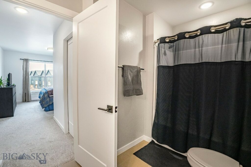 2440 Tschache Lane, Bozeman MT 59718