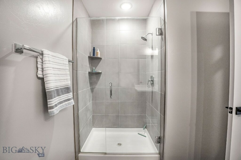 2440 Tschache Lane, Bozeman MT 59718