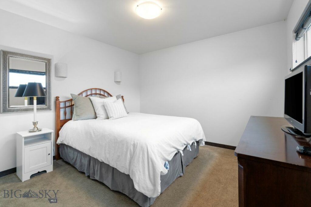 2448 Gallatin Green Boulevard, Bozeman MT 59718
