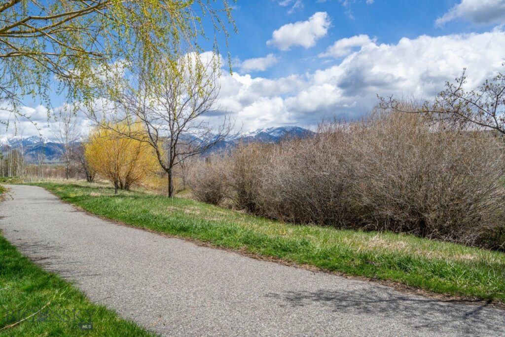 2448 Gallatin Green Boulevard, Bozeman MT 59718