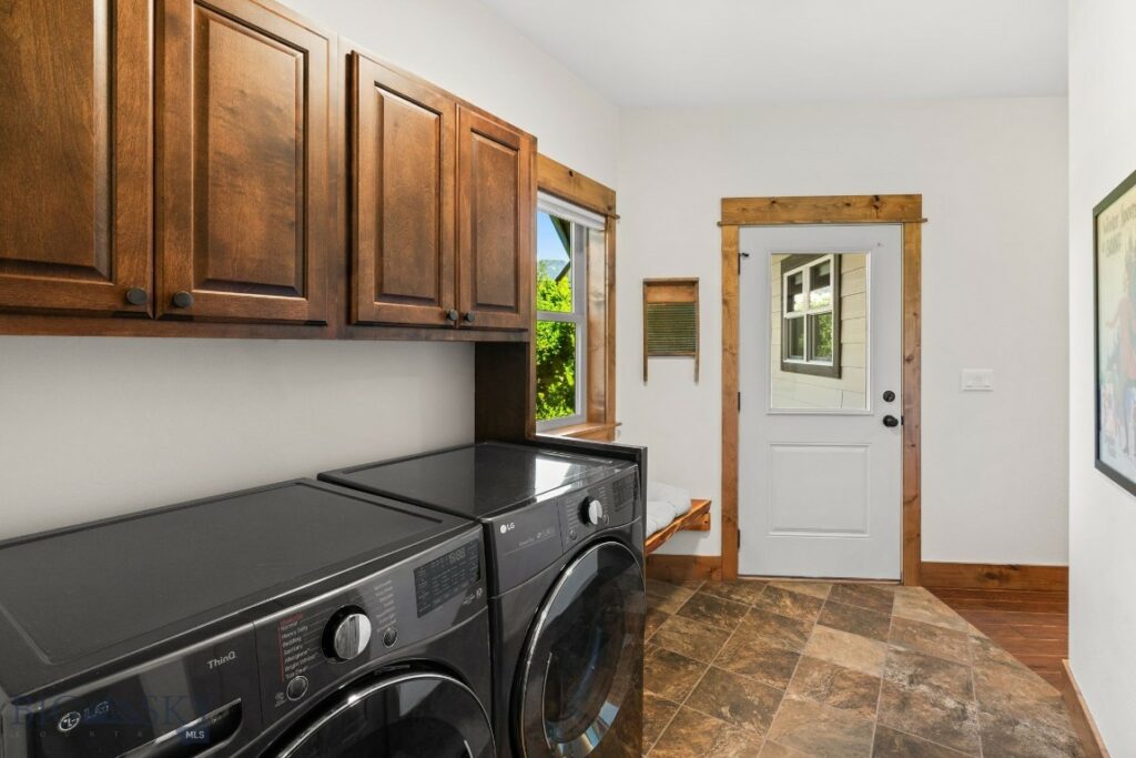 2452 Creekwood Drive, Bozeman MT 59715