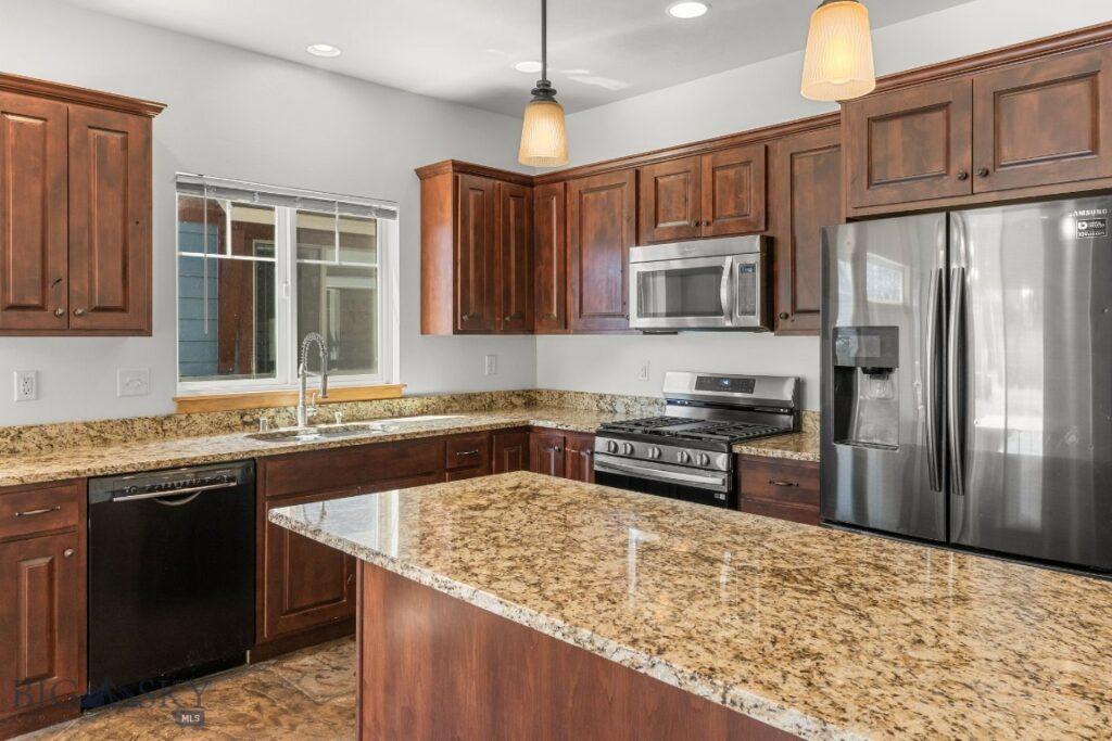 2464 Ferguson Avenue, Bozeman MT 59718