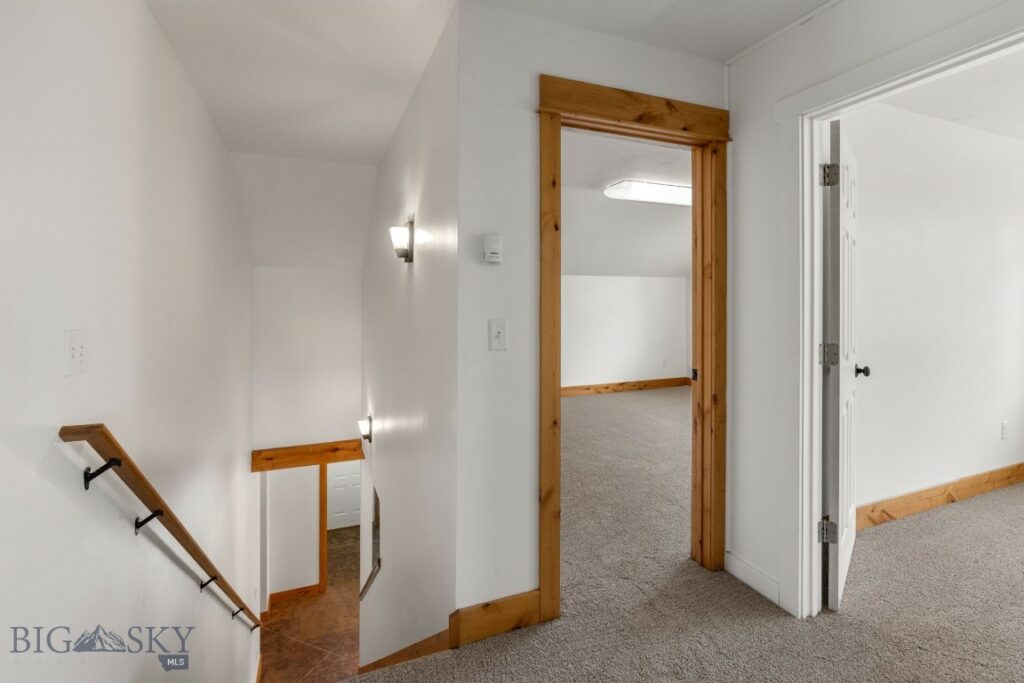 2464 Ferguson Avenue, Bozeman MT 59718