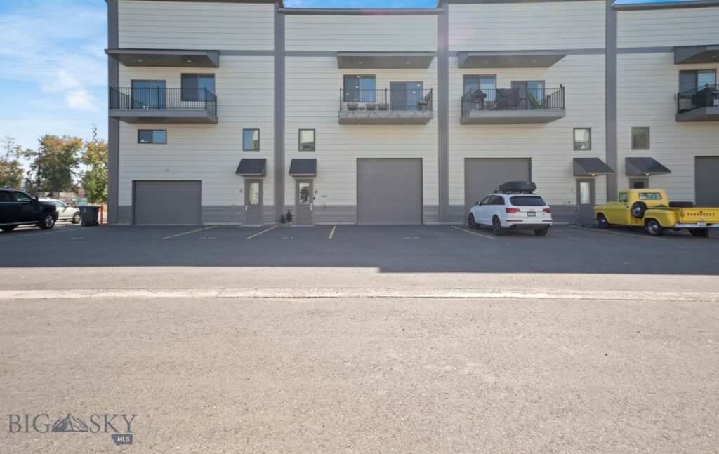 247 New Ventures Drive, Bozeman MT 59718