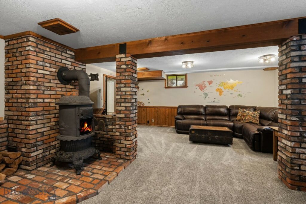 25 Big Chief Trail, Bozeman MT 59718