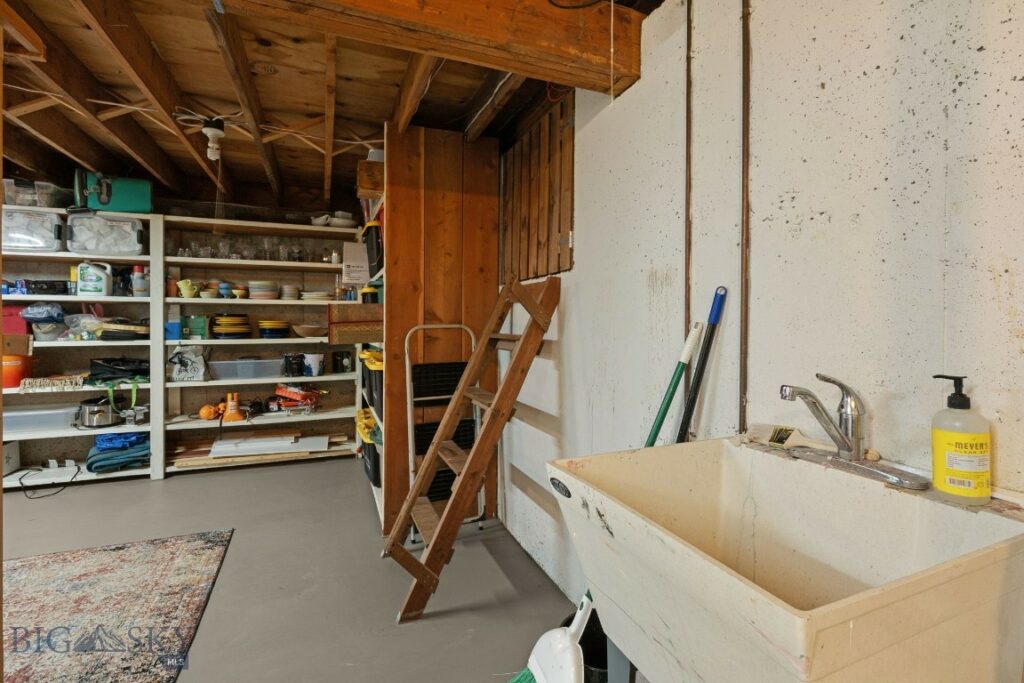 25 Big Chief Trail, Bozeman MT 59718