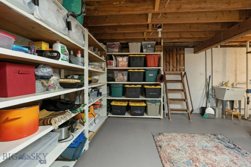 25 Big Chief Trail, Bozeman MT 59718