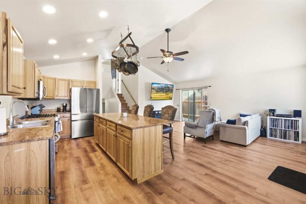 250 Jackson Lane, Belgrade MT 59714