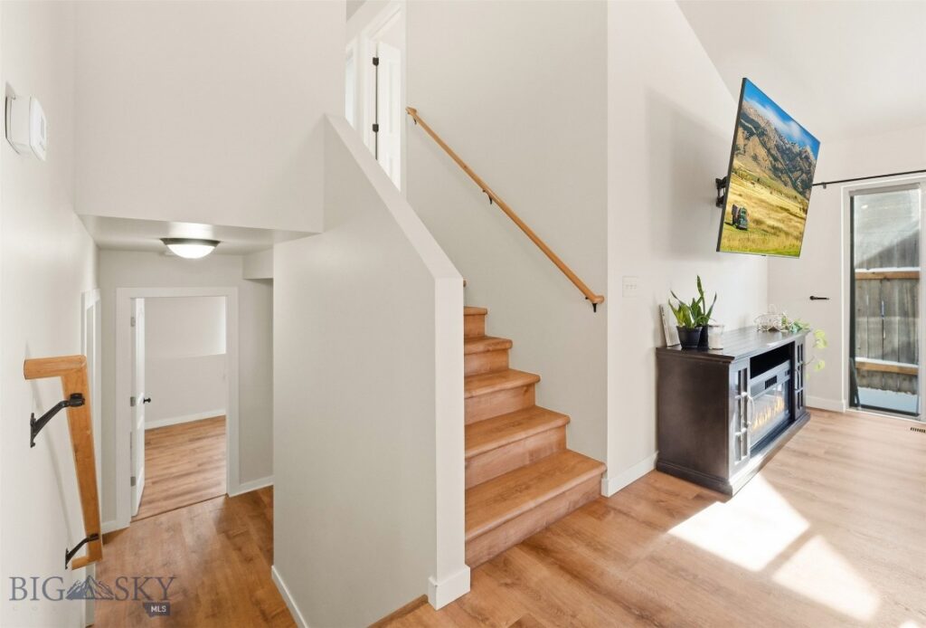 250 Jackson Lane, Belgrade MT 59714