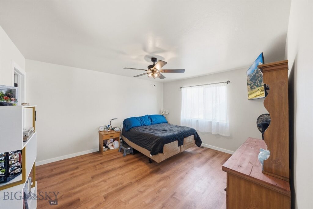 250 Jackson Lane, Belgrade MT 59714