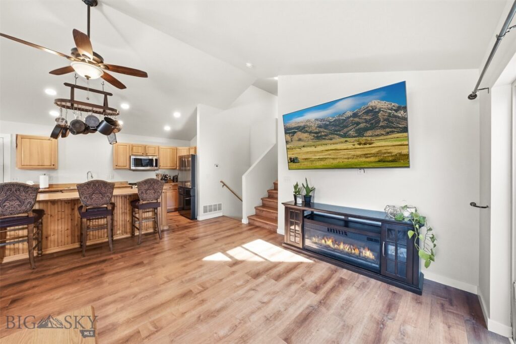 250 Jackson Lane, Belgrade MT 59714