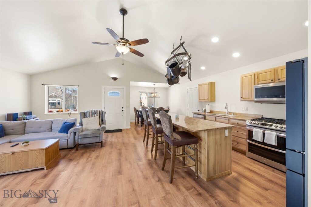 250 Jackson Lane, Belgrade MT 59714