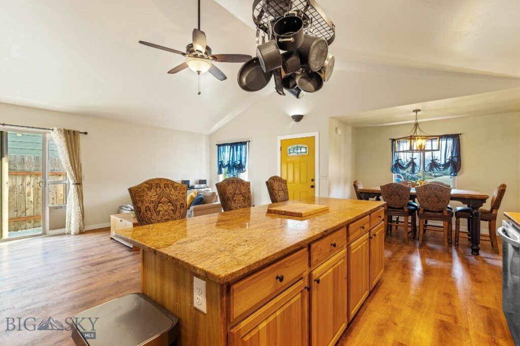 250 Jackson Lane, Belgrade MT 59714