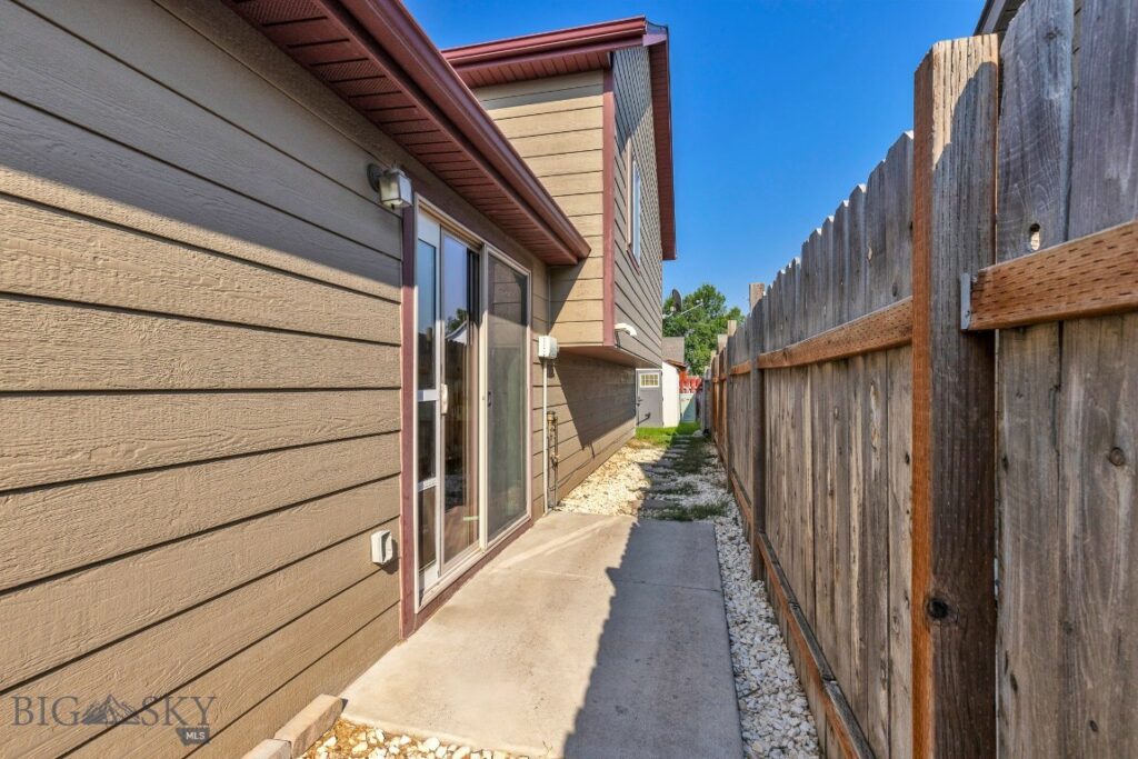 250 Jackson Lane, Belgrade MT 59714