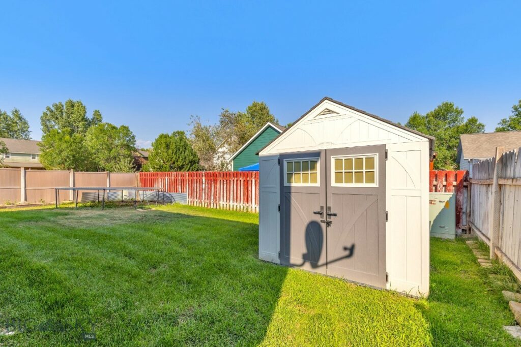 250 Jackson Lane, Belgrade MT 59714