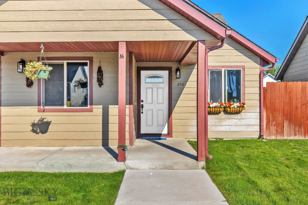 250 Jackson Lane, Belgrade MT 59714