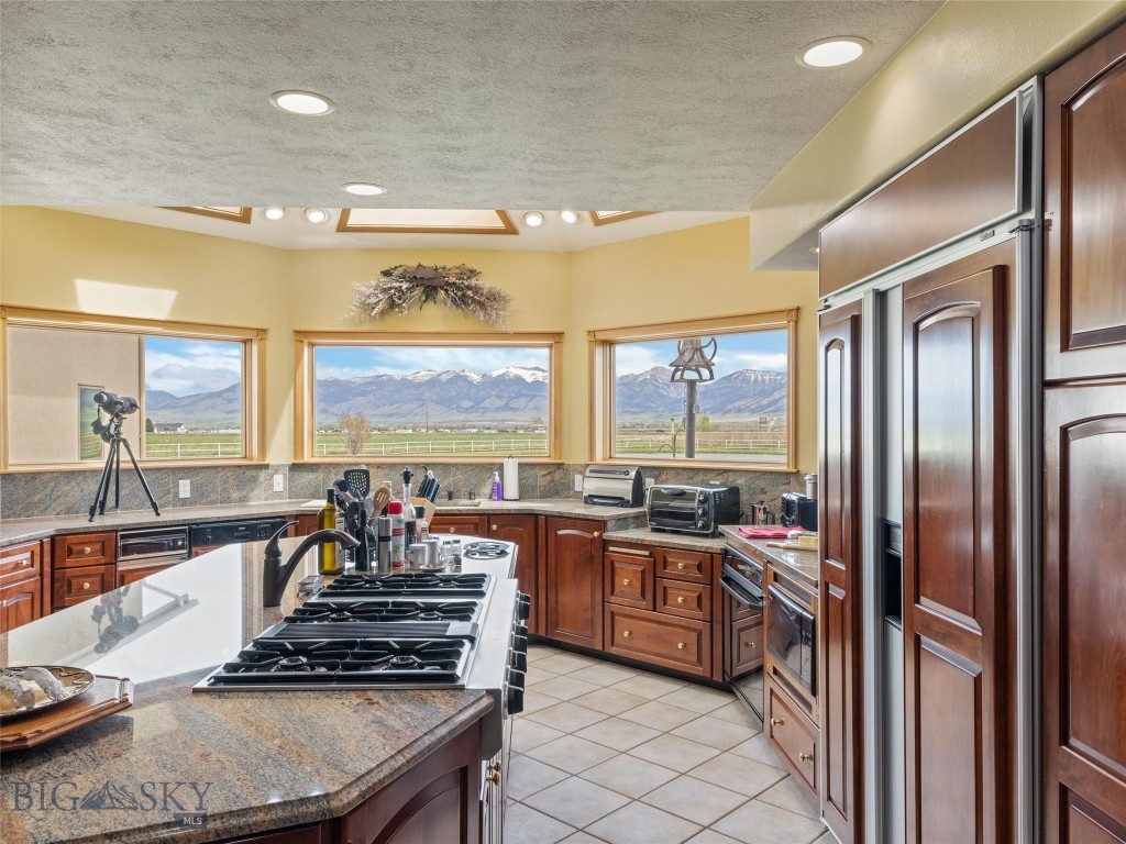 2501 E Cameron Bridge Road, Bozeman MT 59718