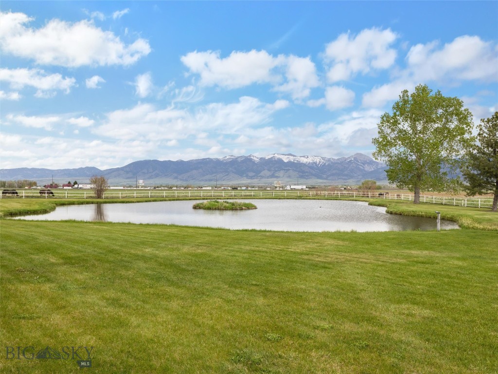 2501 E Cameron Bridge Road, Bozeman MT 59718