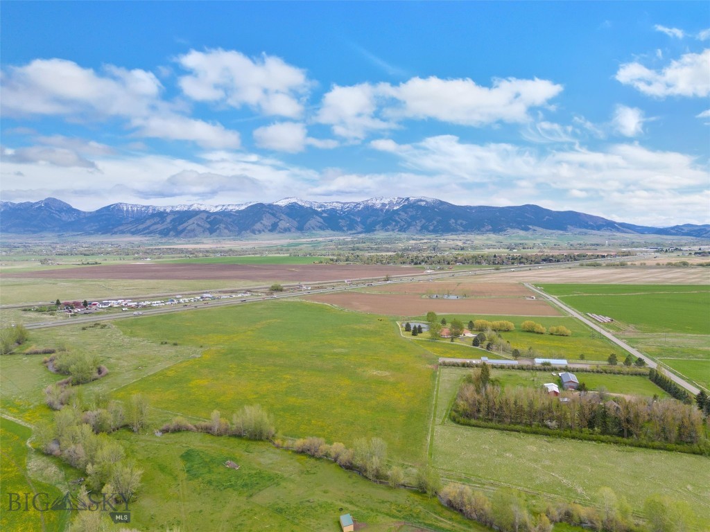 2501 E Cameron Bridge Road, Bozeman MT 59718