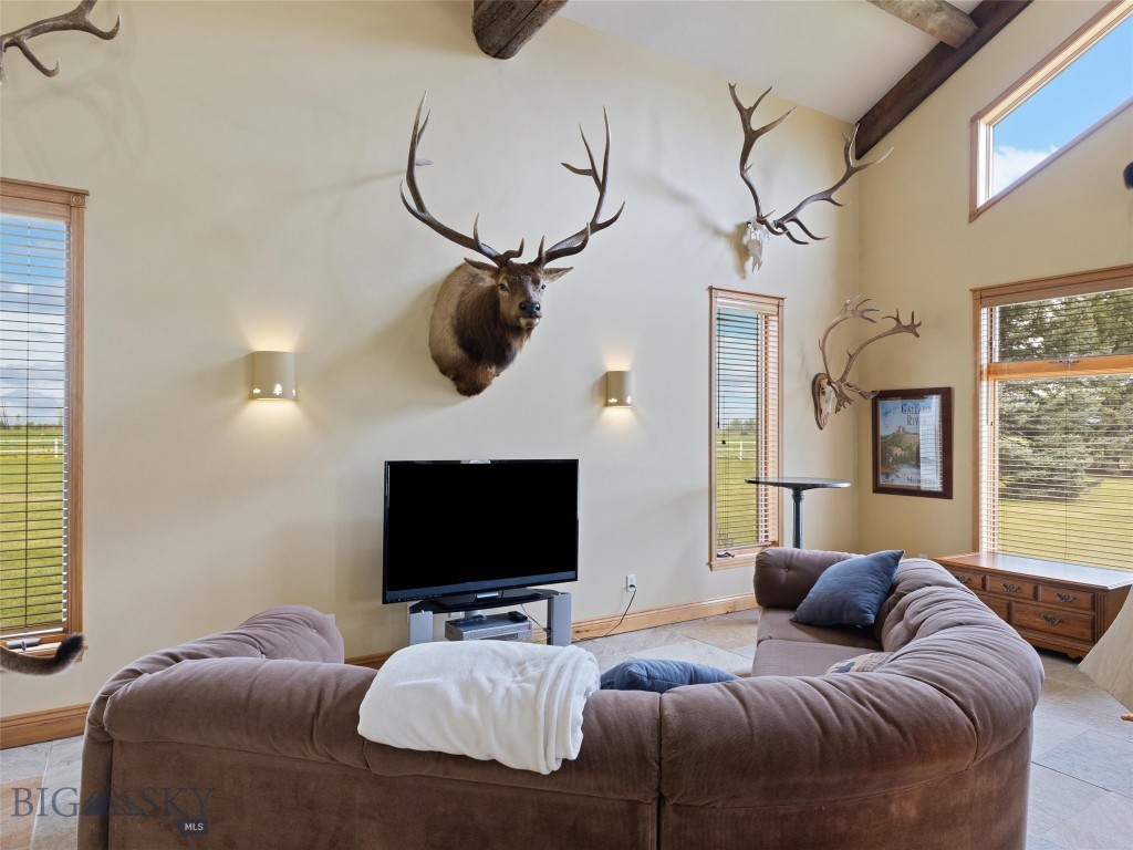 2501 E Cameron Bridge Road, Bozeman MT 59718