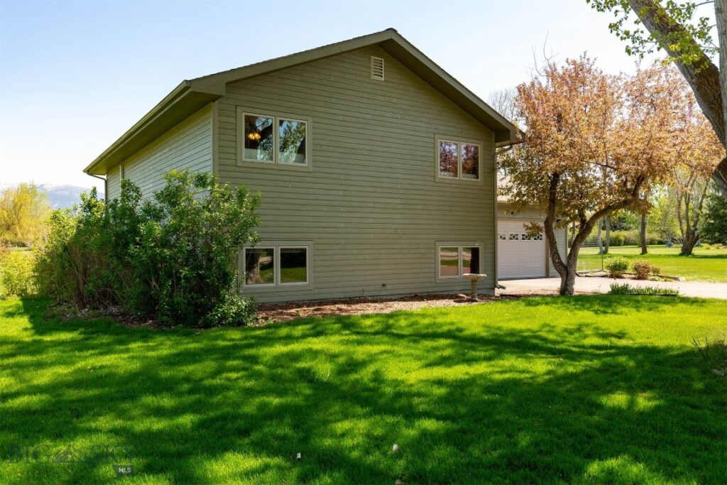 252 Cirque Drive, Bozeman MT 59718