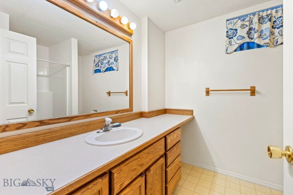 255 Painted Hills Rd, Bozeman MT 59715