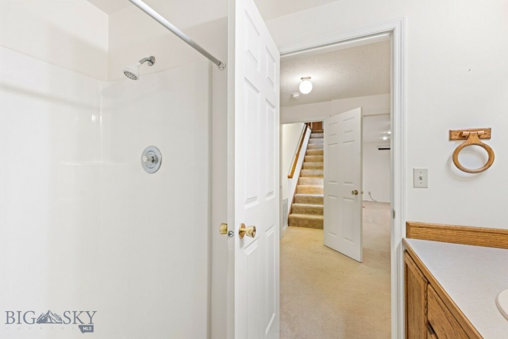 255 Painted Hills Rd, Bozeman MT 59715