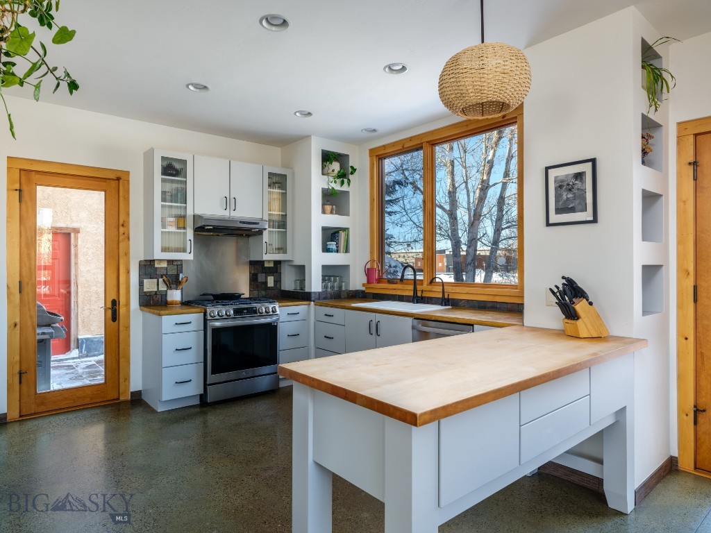 257 Turtle Way, Bozeman MT 59715