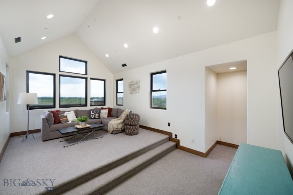 259 Prairie Glen Way, Belgrade MT 59714