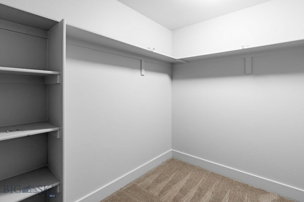 26 Horseshoe Loop, Bozeman MT 59718