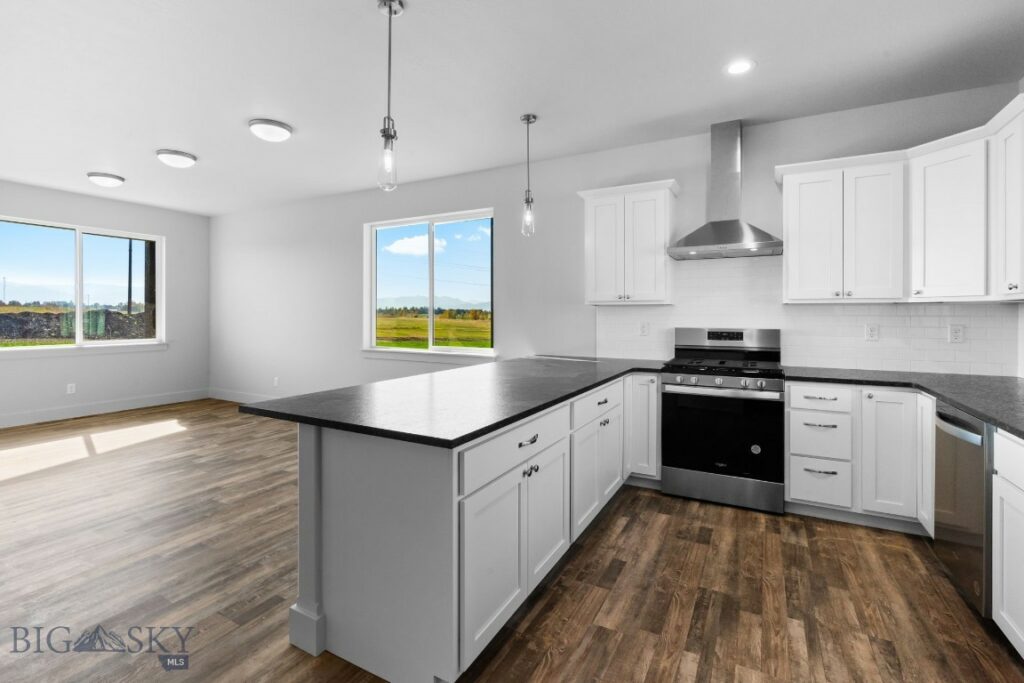 26 Horseshoe Loop, Bozeman MT 59718