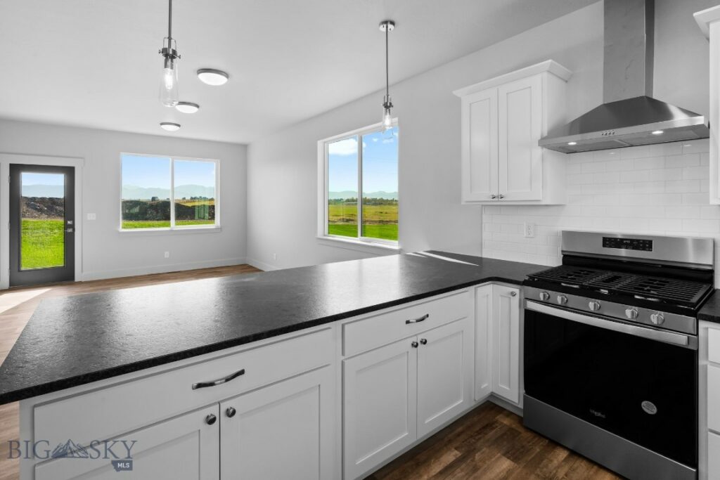 26 Horseshoe Loop, Bozeman MT 59718