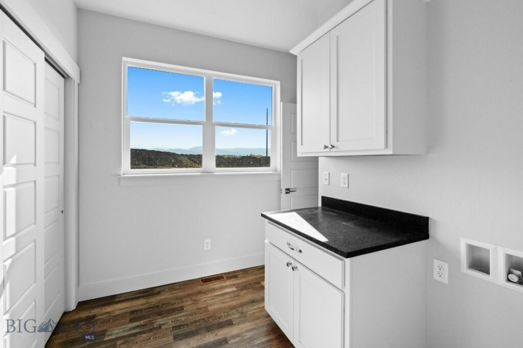 26 Horseshoe Loop, Bozeman MT 59718