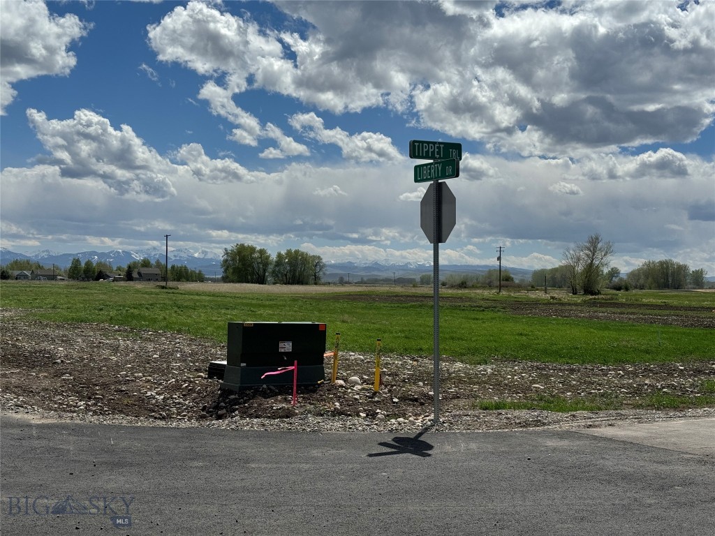 26 Tailwater Drive, Bozeman MT 59718