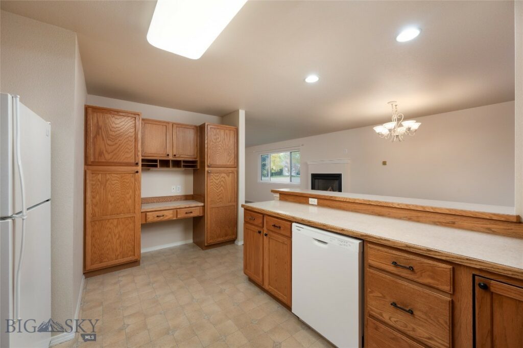 2619 Annie, Bozeman MT 59718
