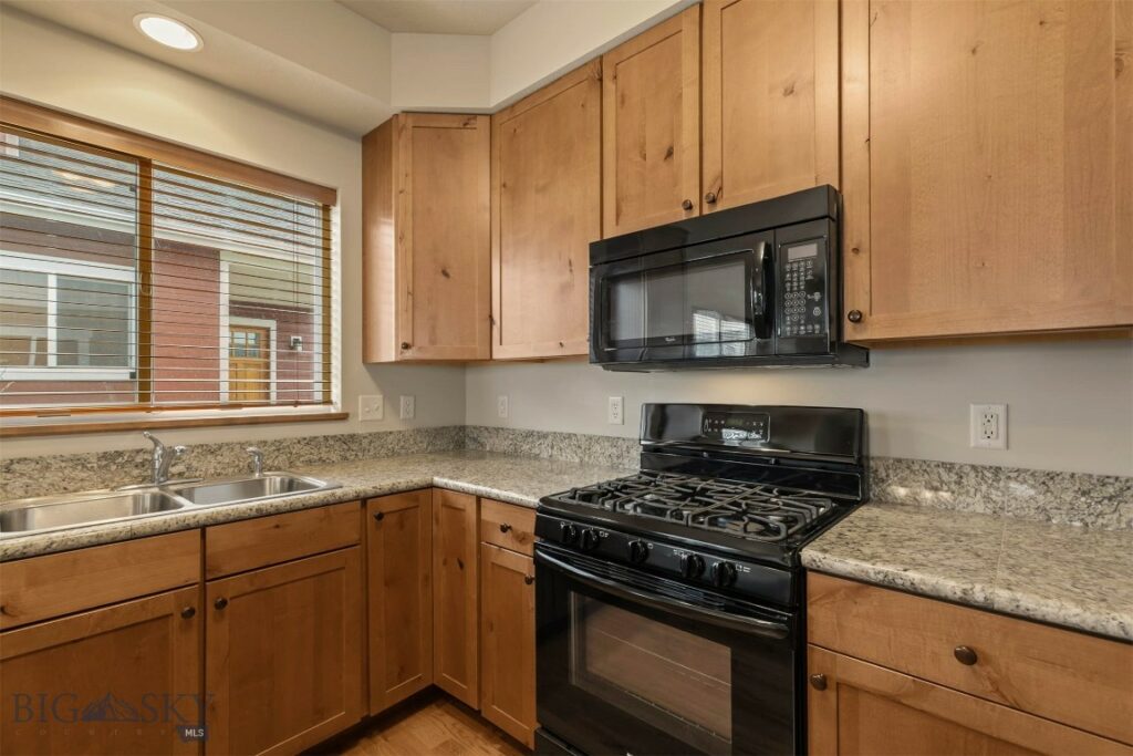 268 Stillwater Creek Drive, Bozeman MT 59718