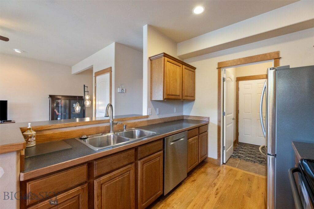 2694 Typha, Bozeman MT 59718