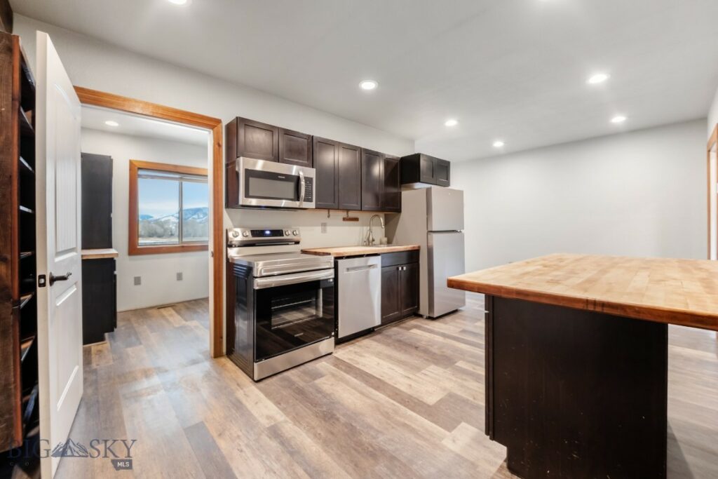 27 Progressive Drive, Belgrade MT 59714