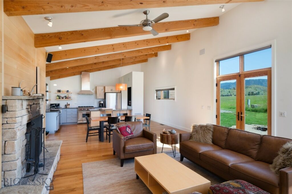 27 Royal Wulff Road, Livingston MT 59047